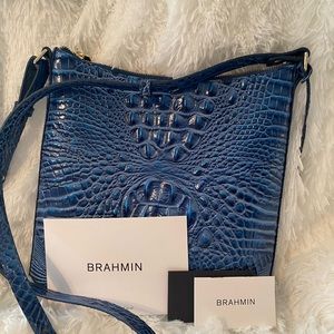Brahmin Bluebonnet Melbourne crossbody in like new condition. Used only once.
